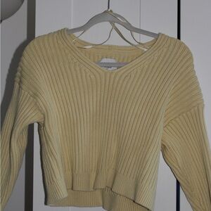 Abercrombie & Fitch Women's Tan V-Neck Sweater